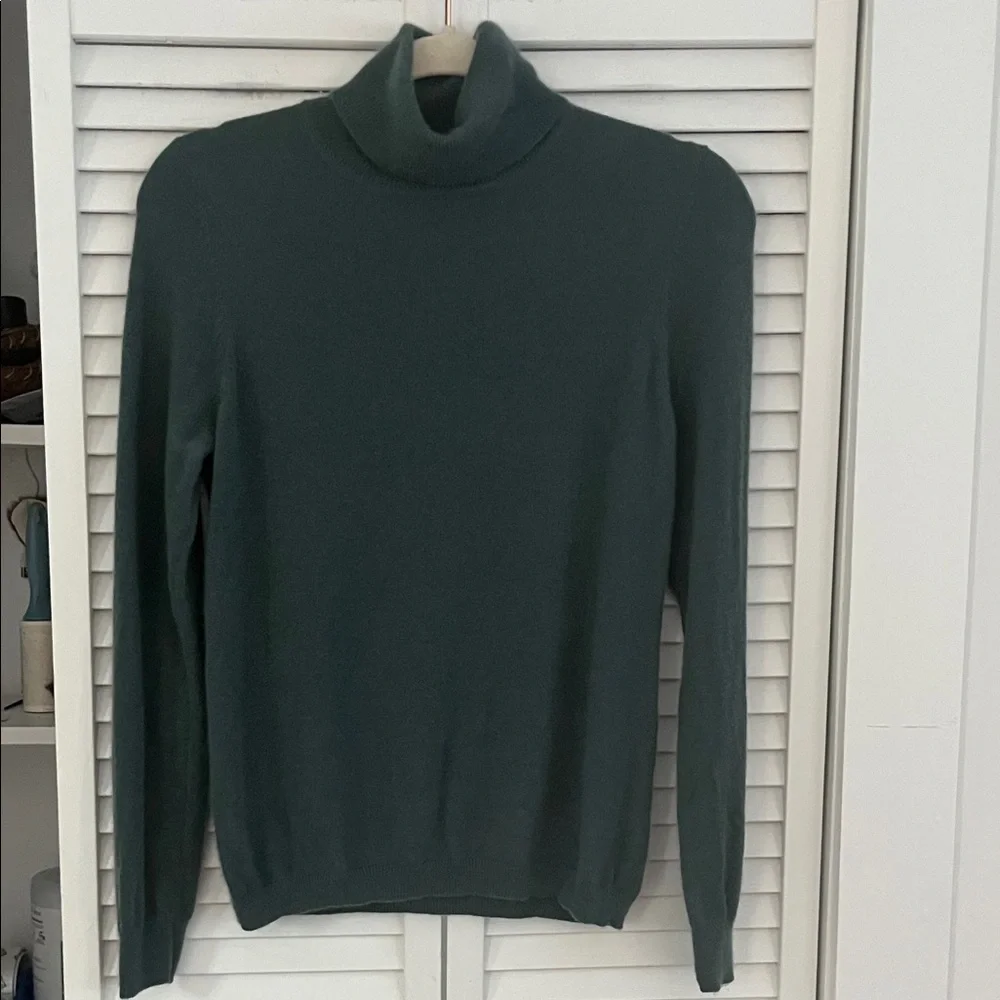 Talbots Large Cashmere Turtleneck Sweater Green
